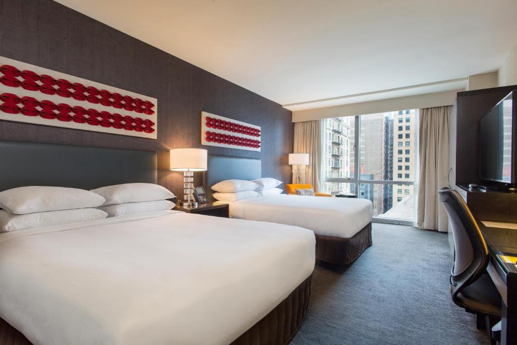 theWit Chicago - a DoubleTree by Hilton Hotel