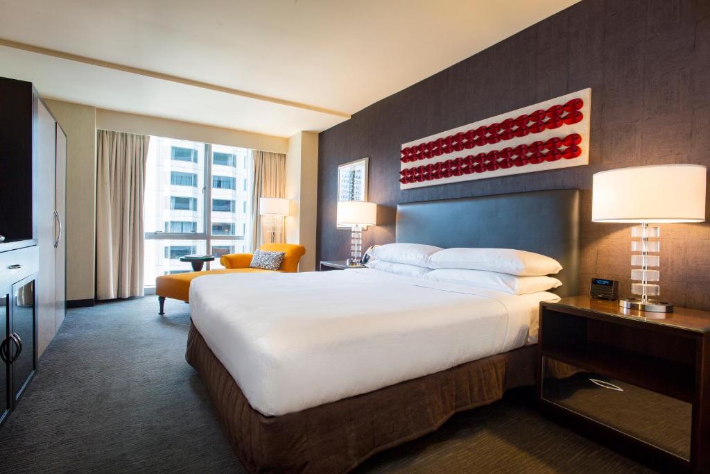 theWit Chicago - a DoubleTree by Hilton Hotel