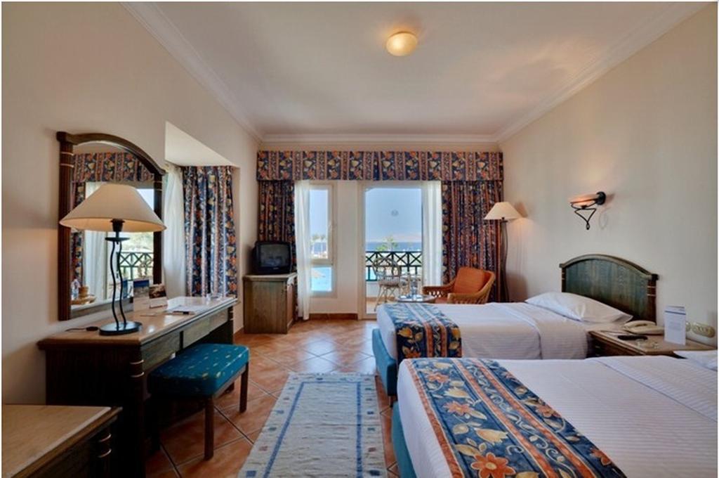 Coral Beach Resort Montazah