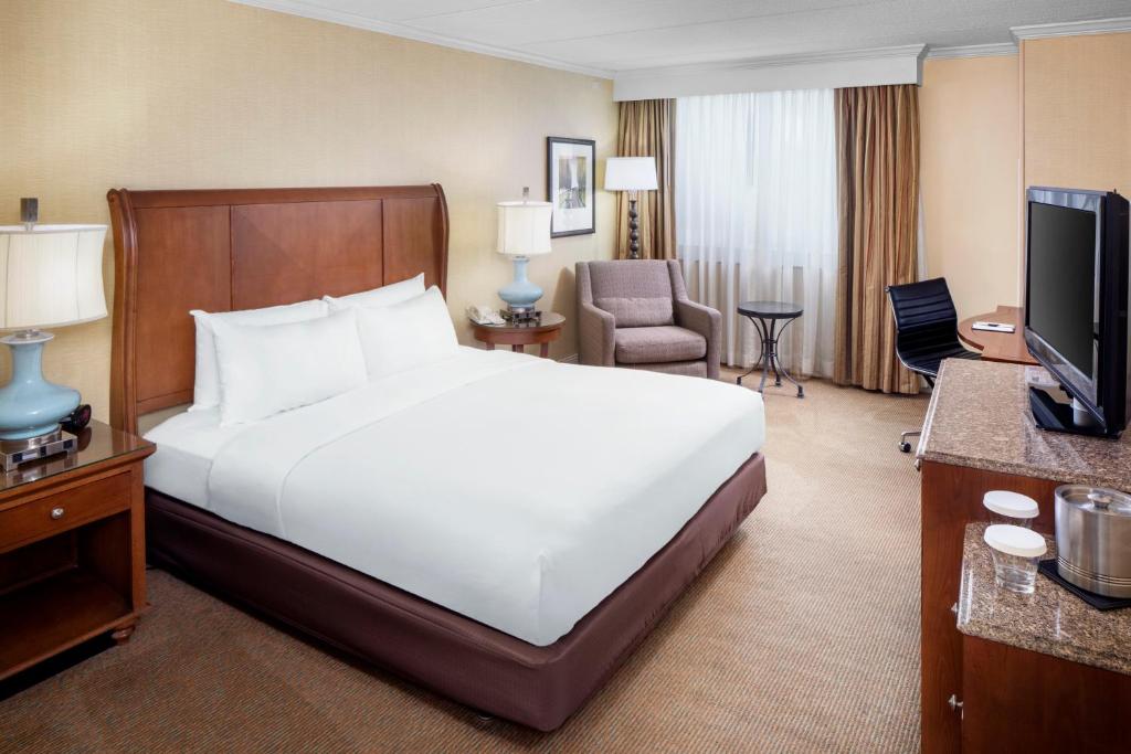 DoubleTree by Hilton Cleveland East Beachwood