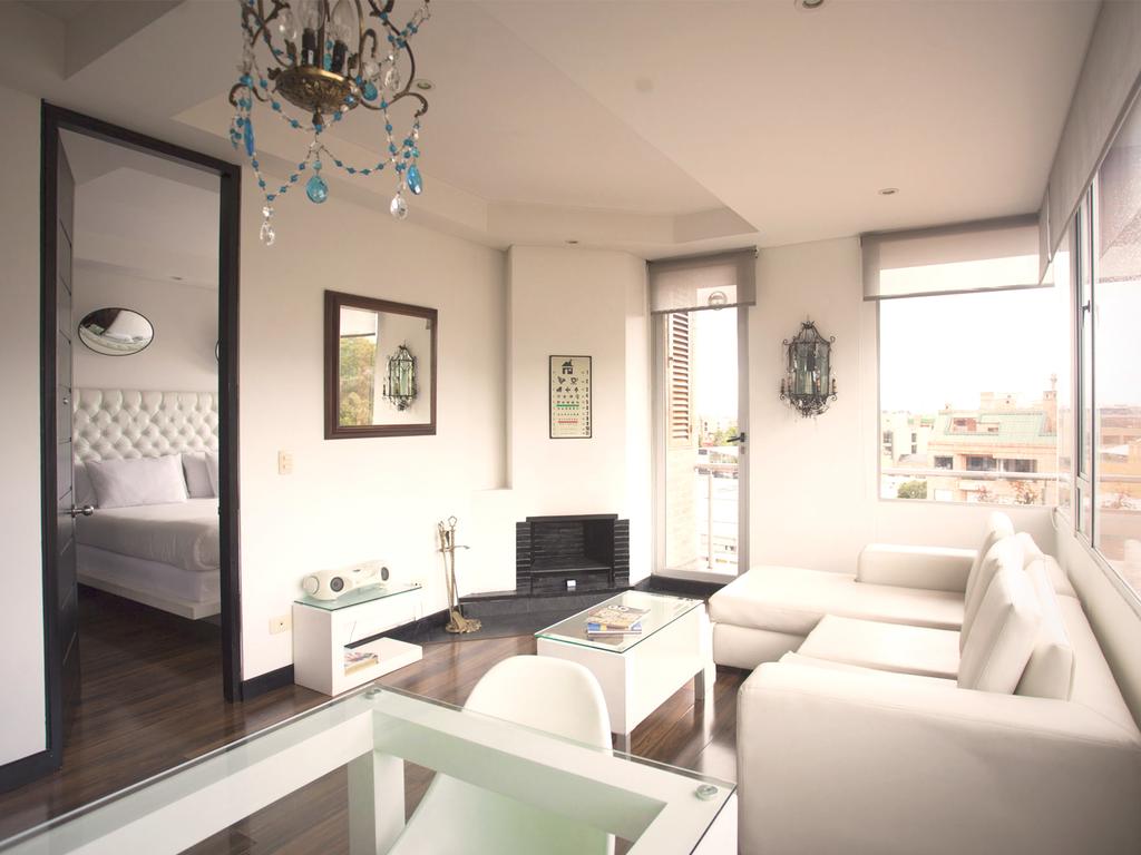 104 Art Suites Hotel