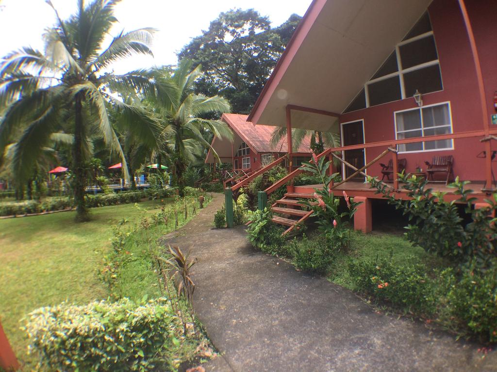 Samoa Lodge & Resort