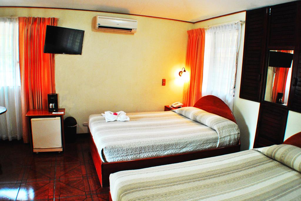 Arenal Country Inn