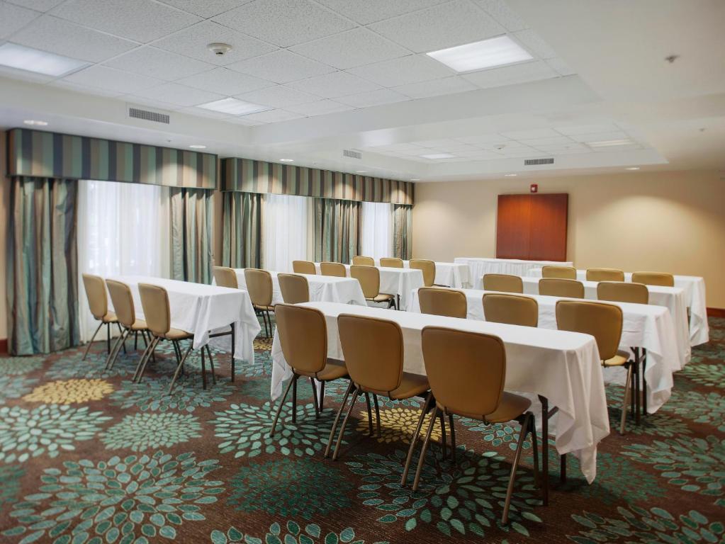 Staybridge Suites Fayetteville/Univ Of Arkansas