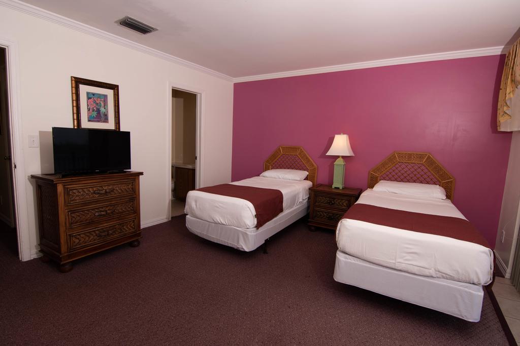 Palm Beach Waterfront Suites