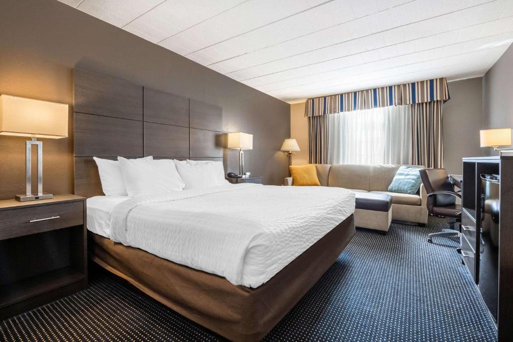 Clarion Hotel & Conference Center Harrisburg West