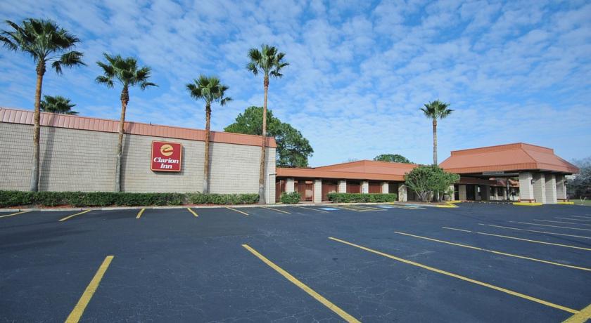 Clarion Inn Channelview (Formerly Holiday Inn)