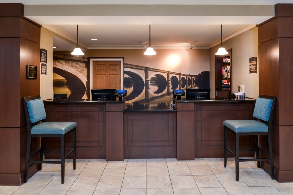 Staybridge Suites Indianapolis Downtown - Convention Center
