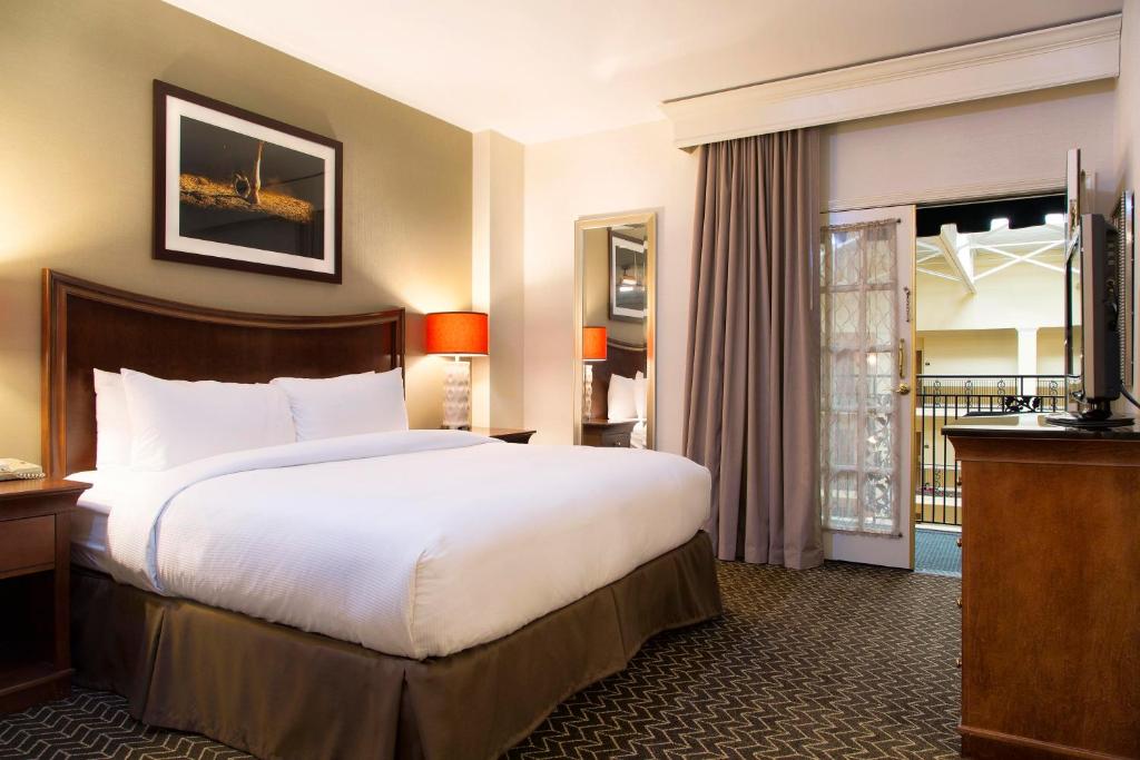 DoubleTree Suites by Hilton Hotel Lexington
