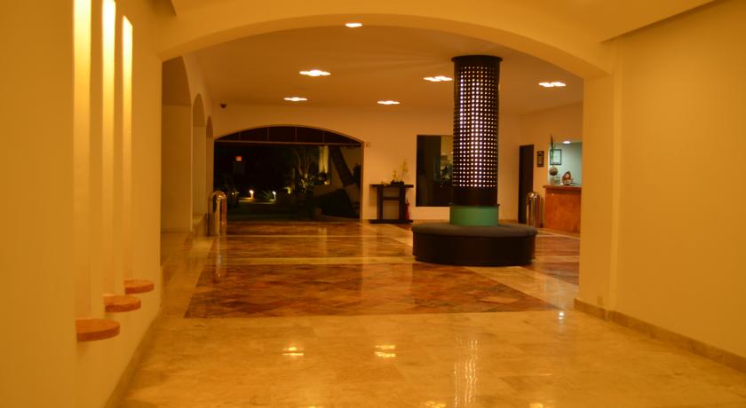 Beachscape Kin Ha Suites & Villas