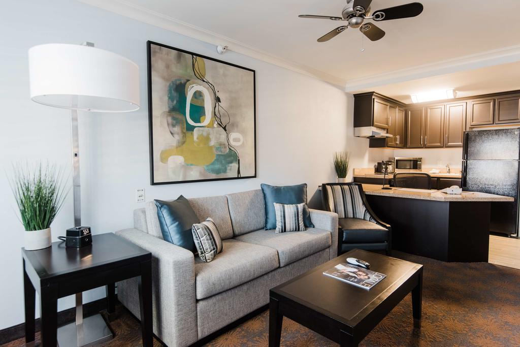 Best Western Plus Manhattan Beach Hotel