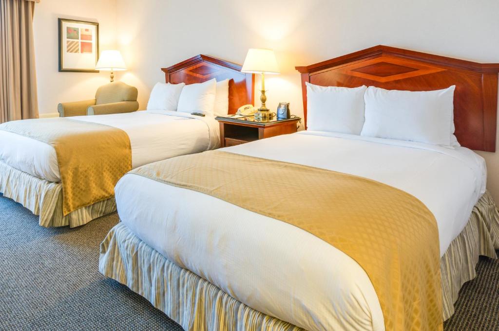 DoubleTree by Hilton Torrance - South Bay