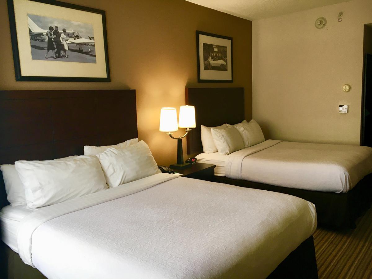 Holiday Inn Louisville Airport - Fair/Expo