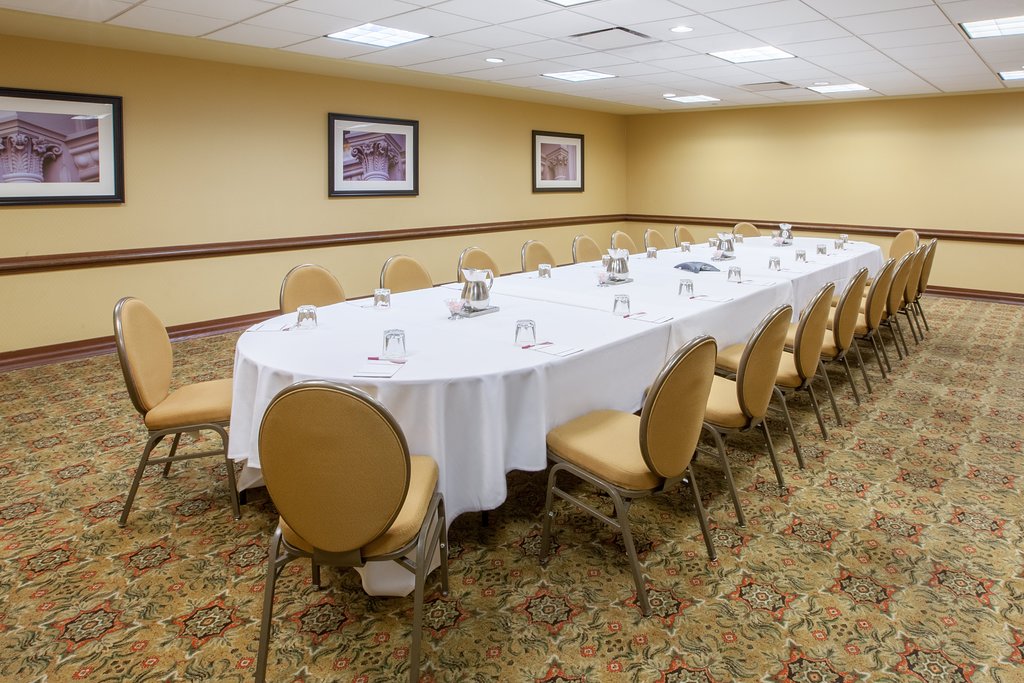 Crowne Plaza Louisville Airport Expo Center