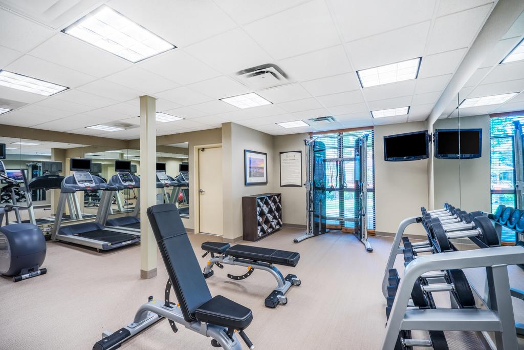 Staybridge Suites Memphis - Poplar Avenue East