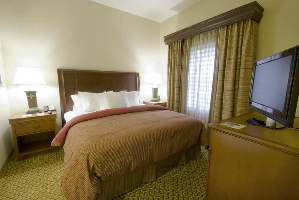 Homewood Suites by Hilton Miami Airport West