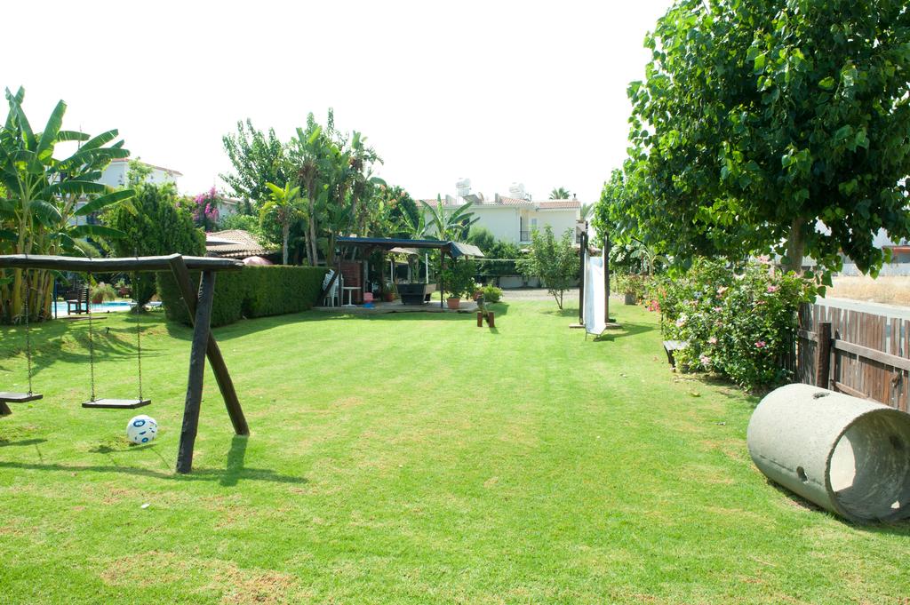 Bay View Apts.