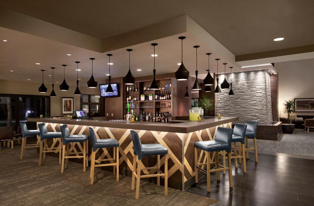 Embassy Suites Hotel Phoenix-Tempe