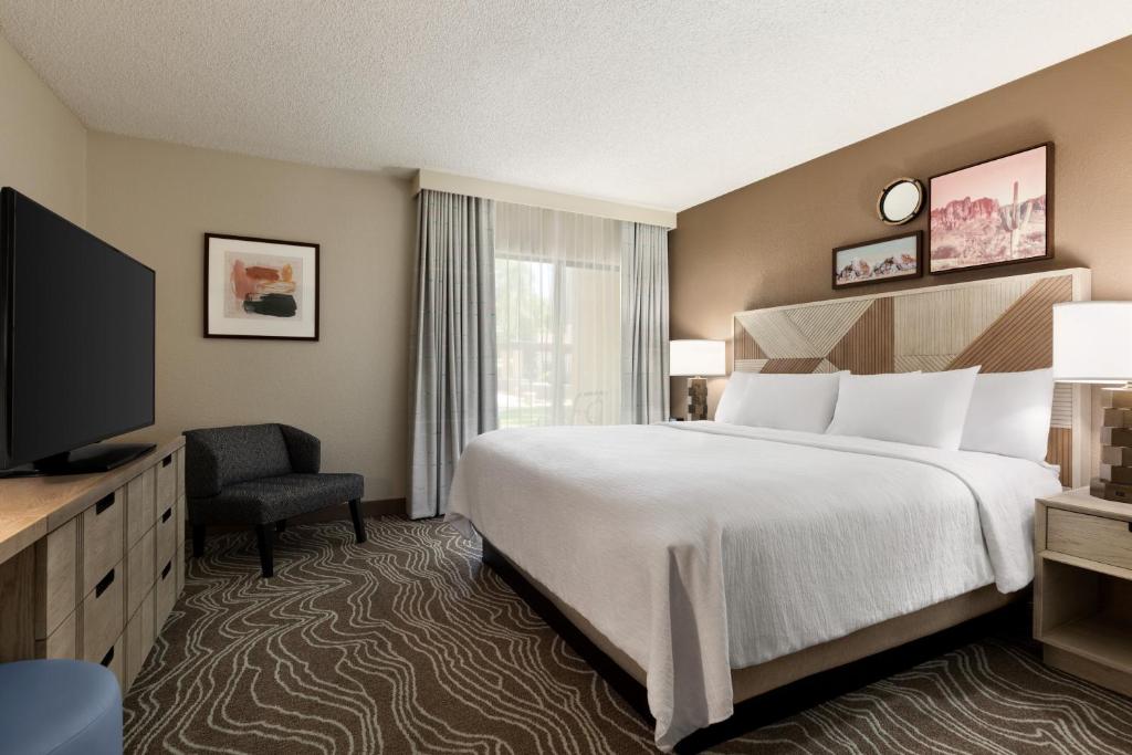 Embassy Suites Hotel Phoenix-Tempe