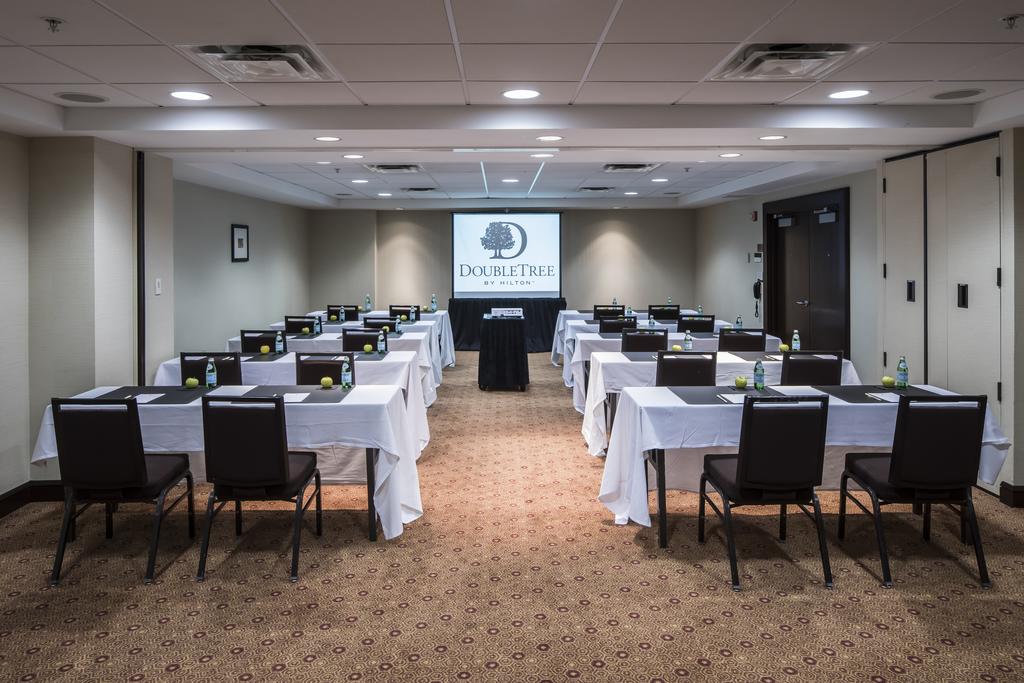 DoubleTree by Hilton Hotel & Suites Pittsburgh Downtown