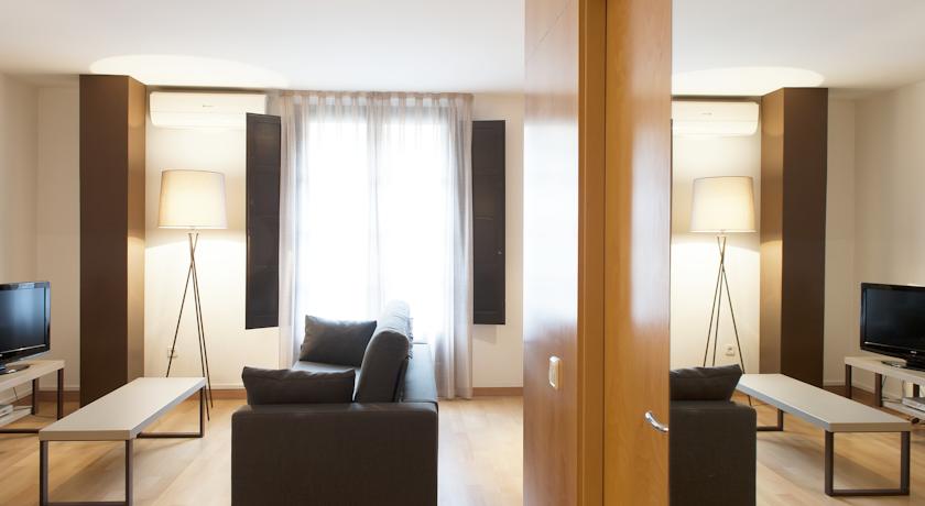 Aspasios Plaza Real Apartments