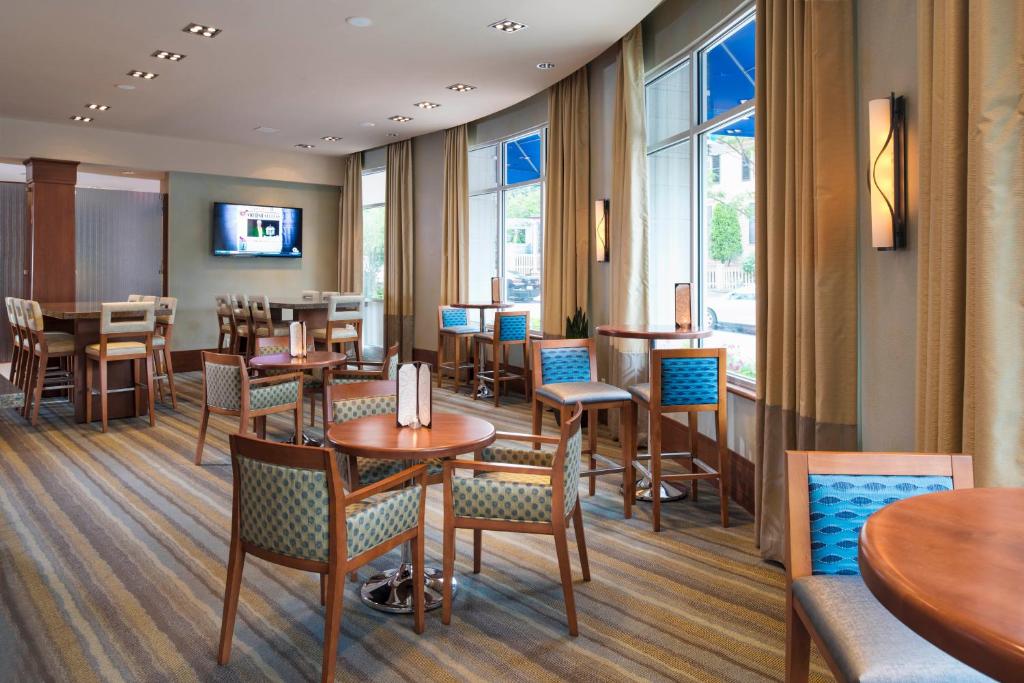Hilton Garden Inn Portsmouth Downtown