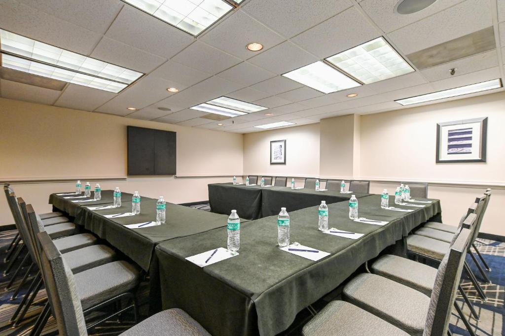 Doubletree by Hilton Richmond-Midlothian