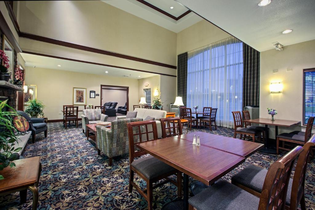Staybridge Suites Rockford