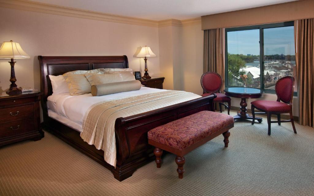 Embassy Suites by Hilton Sacramento - Riverfront Promenade