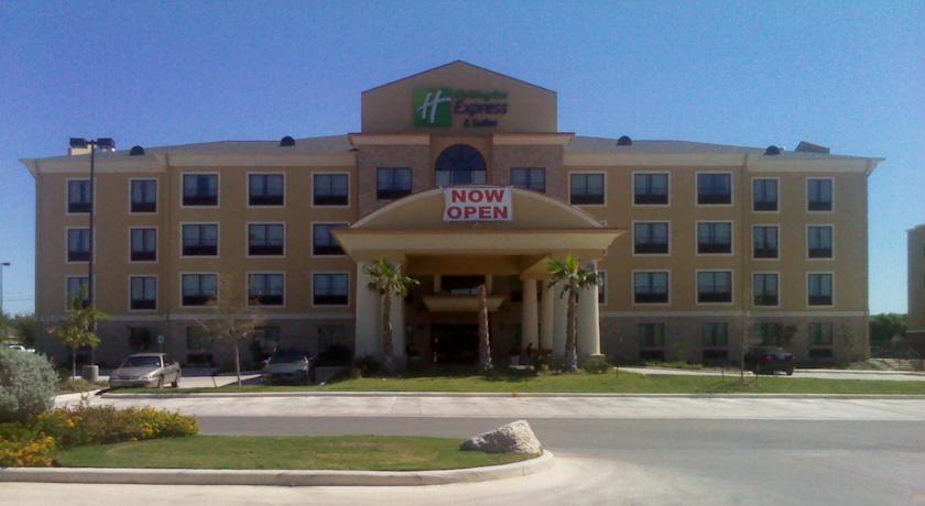 Holiday Inn Express Hotel & Suites NEAR SEAWORLD