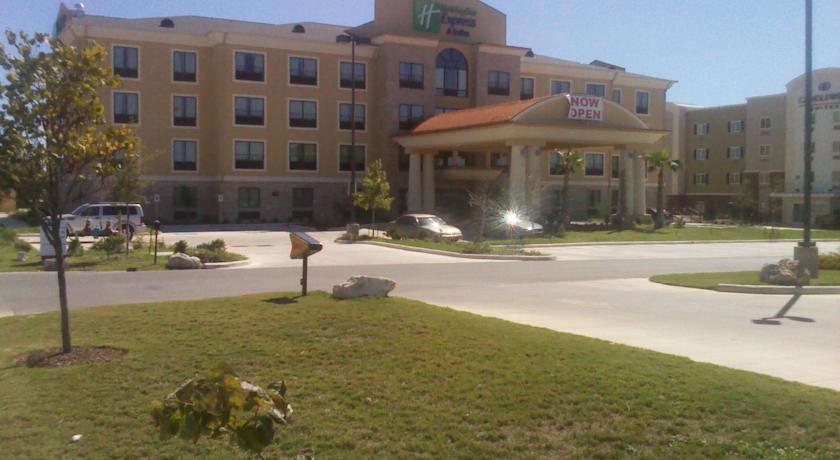 Holiday Inn Express Hotel & Suites NEAR SEAWORLD