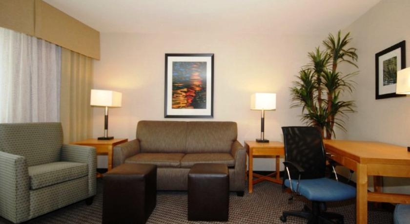 Best Western Plus Marina Gateway Hotel