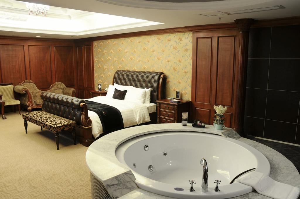 Nanjing Vogue Boutique Motel