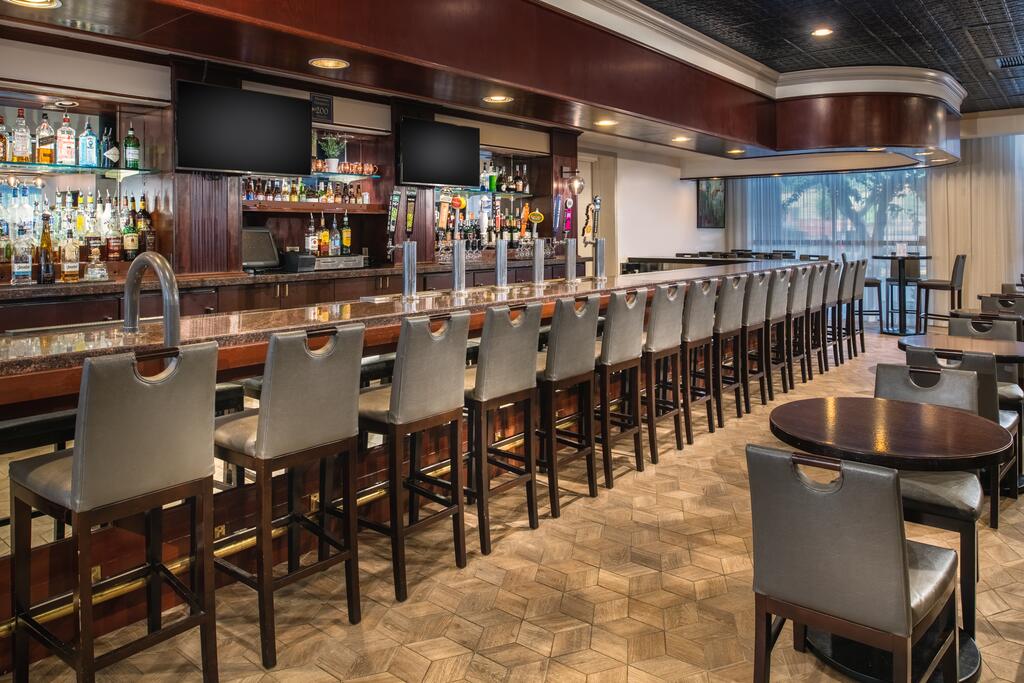 Embassy Suites by Hilton Seattle Tacoma International Airport