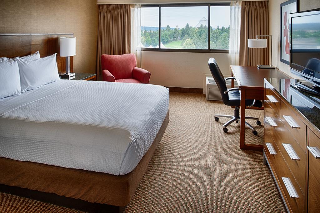DoubleTree by Hilton Spokane City Center