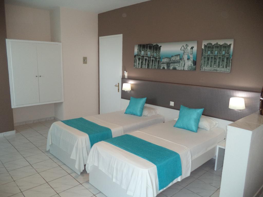 Blue Nest Hotel