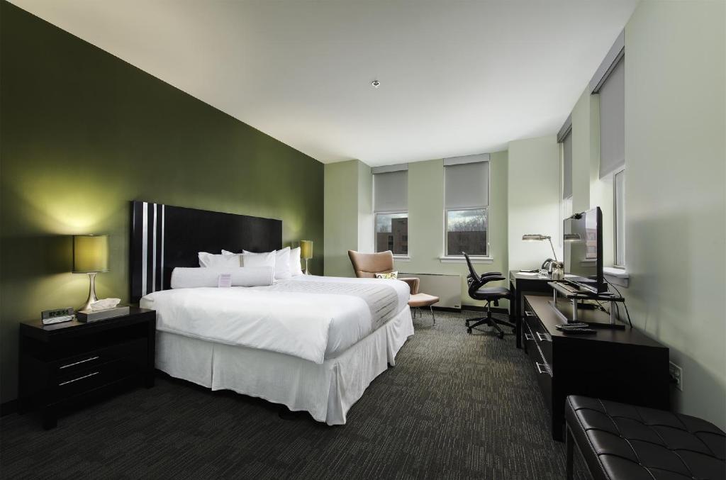 Kellogg Conference Hotel at Gallaudet University