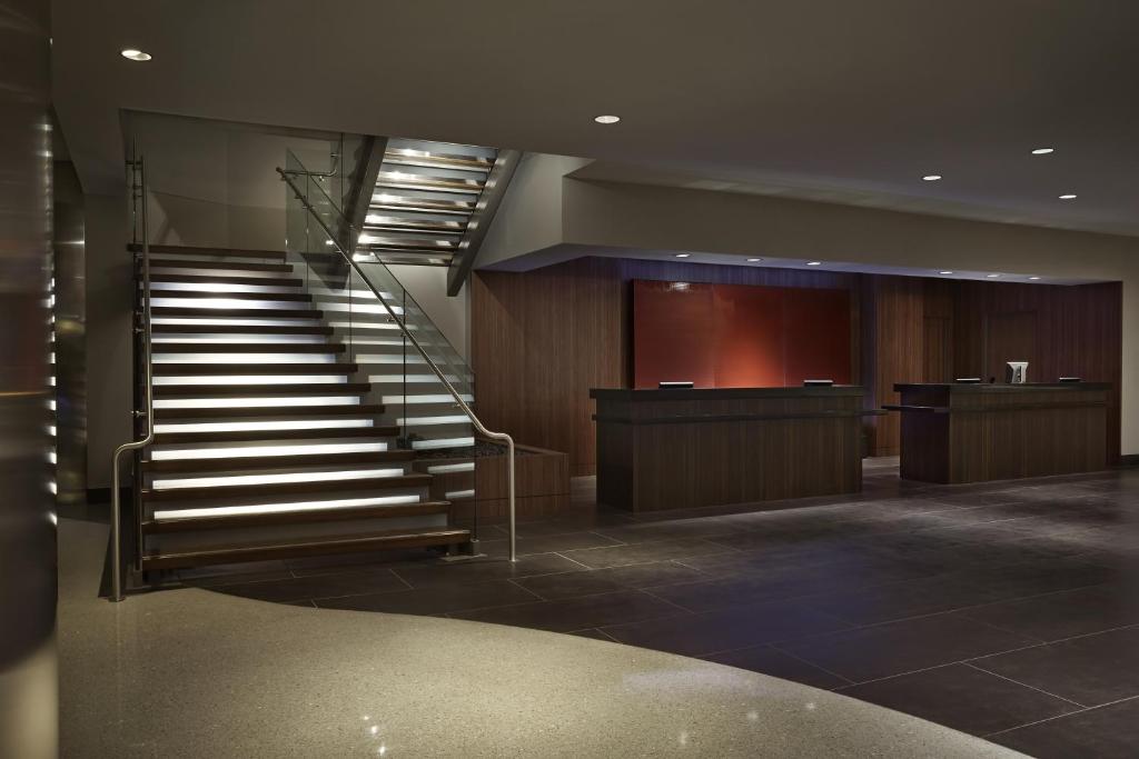 Embassy Suites by Hilton Washington DC Chevy Chase Pavilion