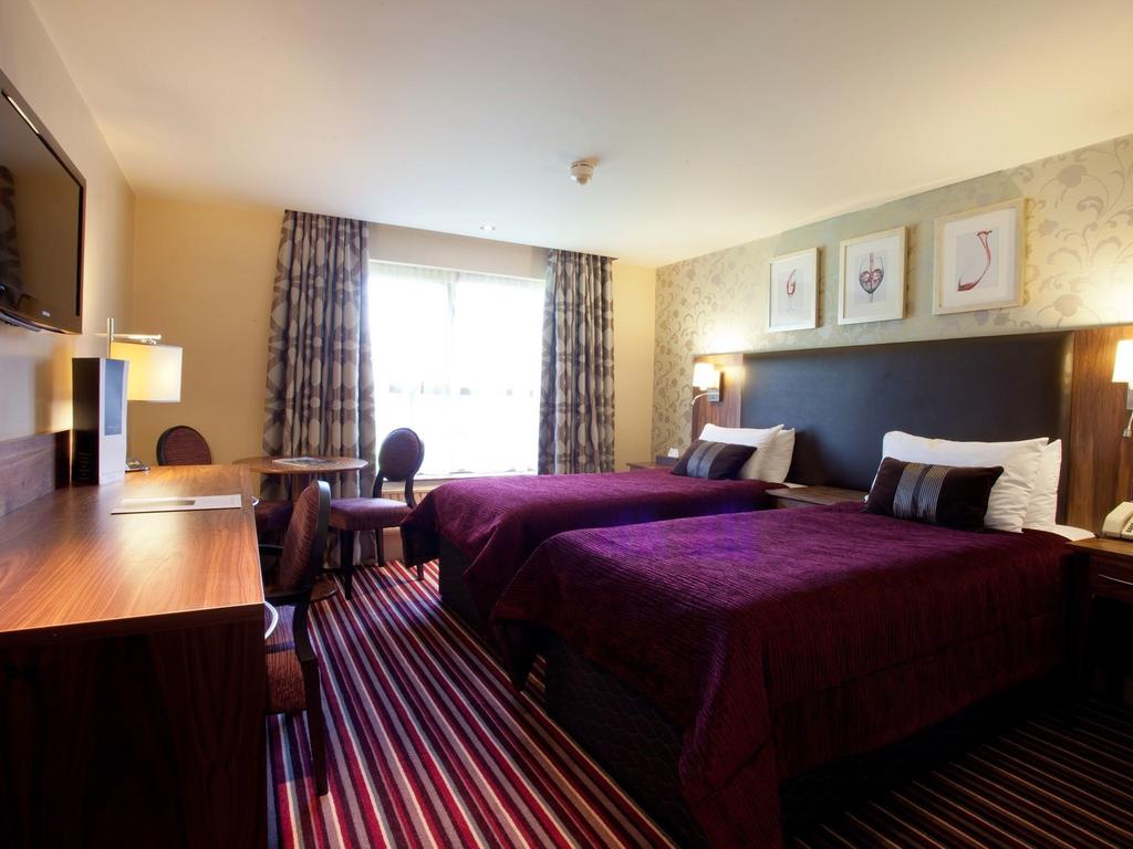 Gloucester Robinswood Hotel, BW Signature Collection (Formerly Hallmark)