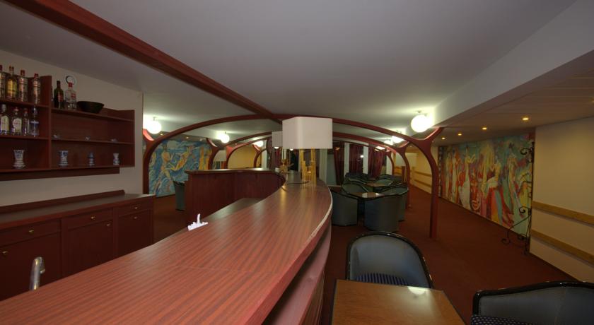 Aquamarina Boat Hotel