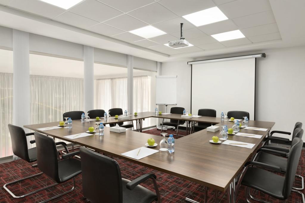 Ramada Encore by Wyndham Al Khobar Olaya