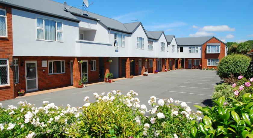 Rosewood Court Motel