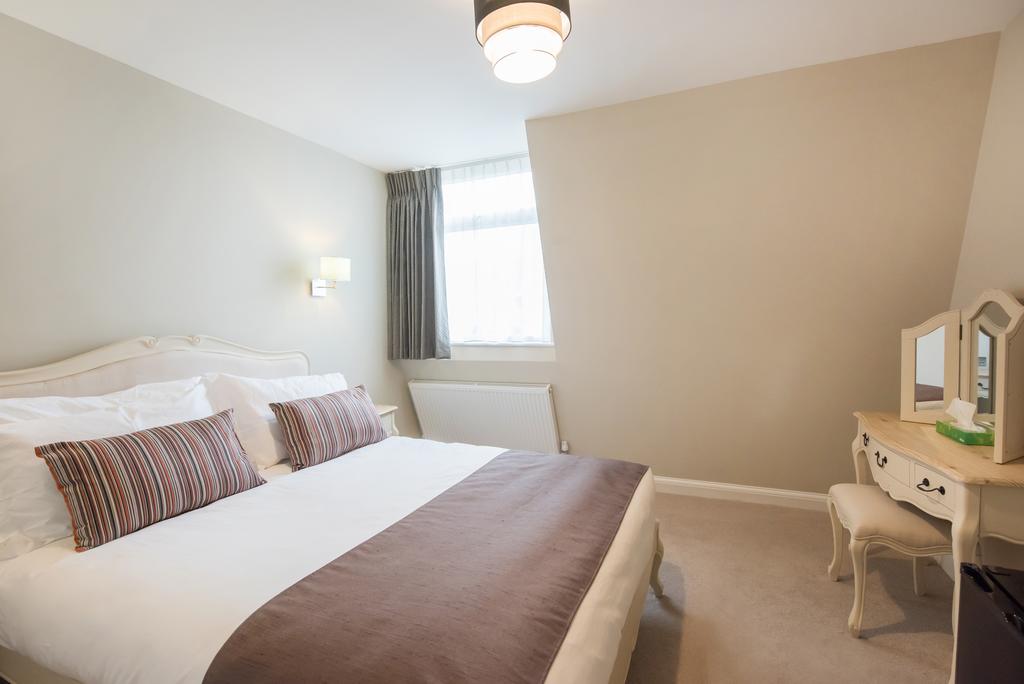 Docklands Lodge London
