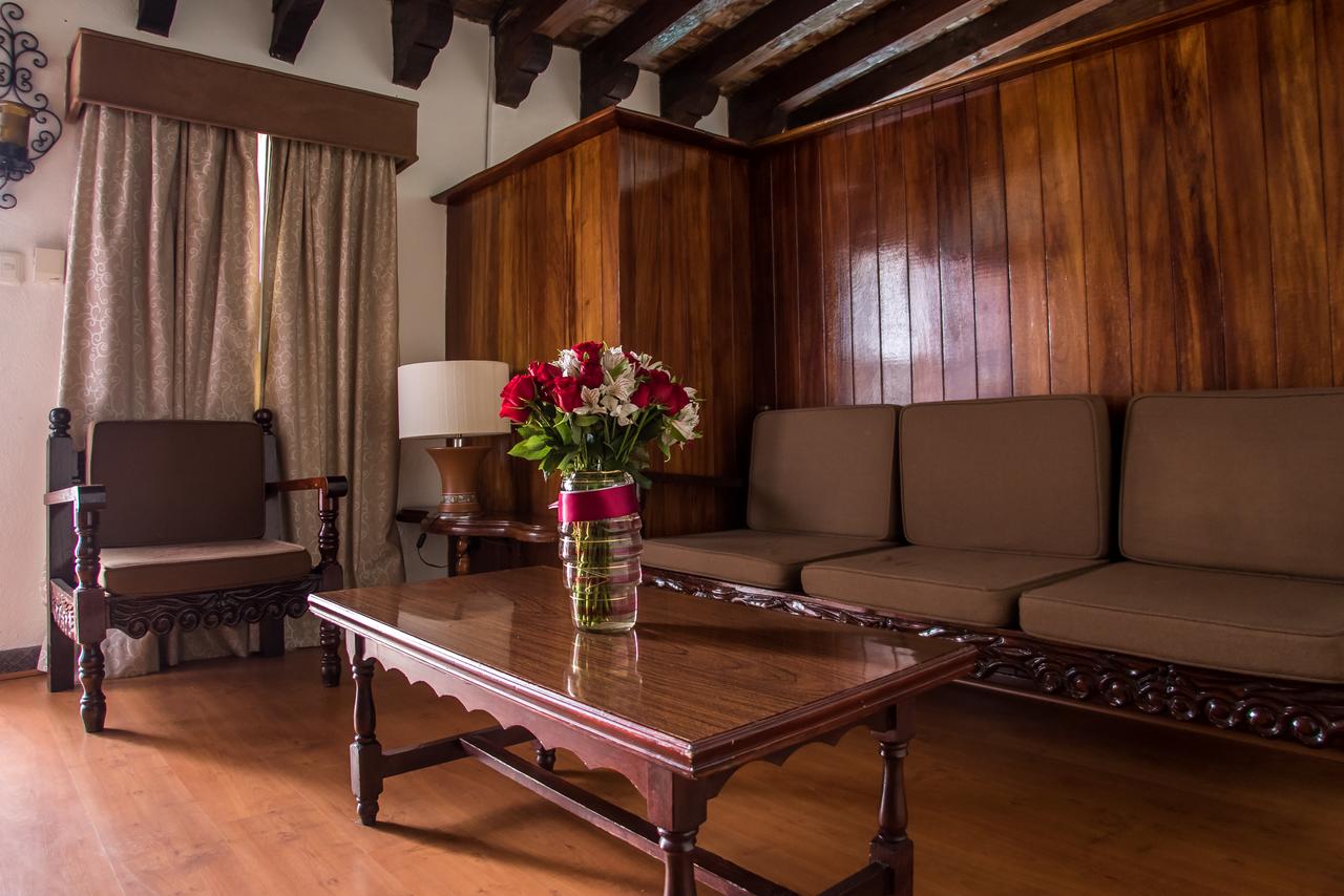 Posada Vista Bella Suites & Apartments