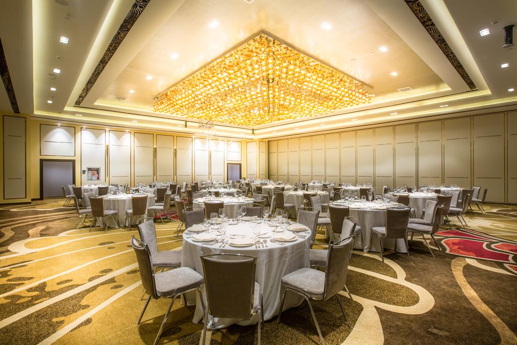 Winford Manila Resort and Casino