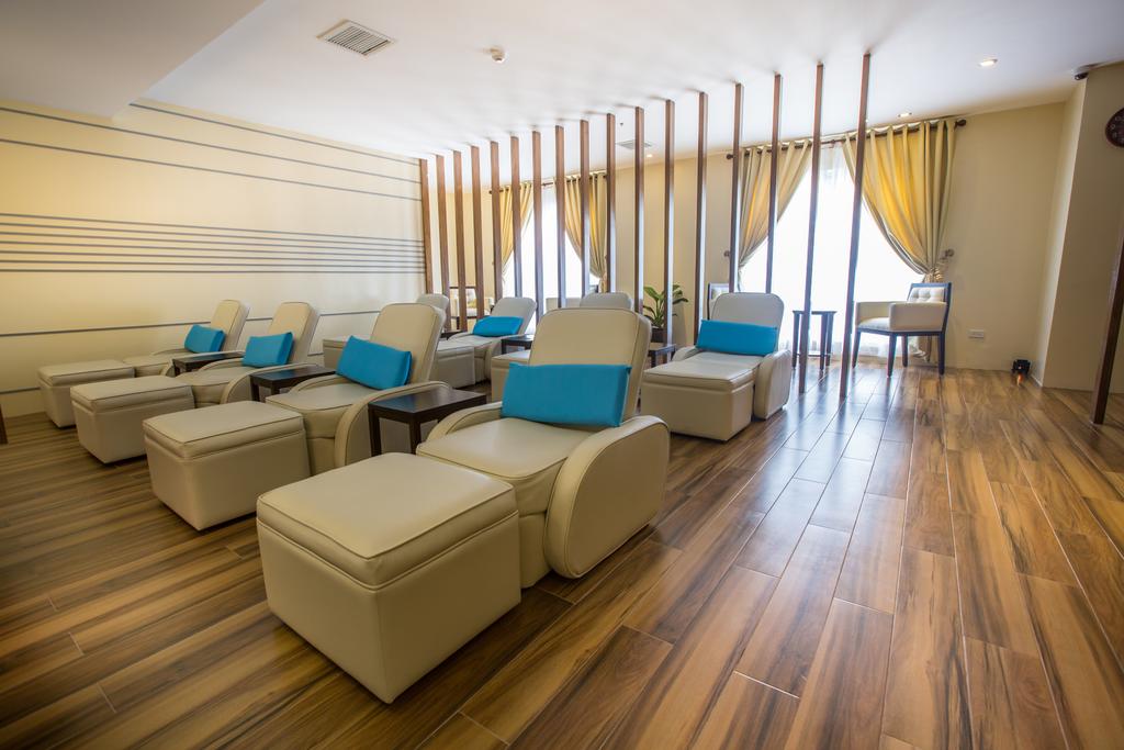 Winford Manila Resort and Casino