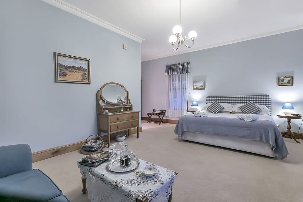Abbotsford Country House