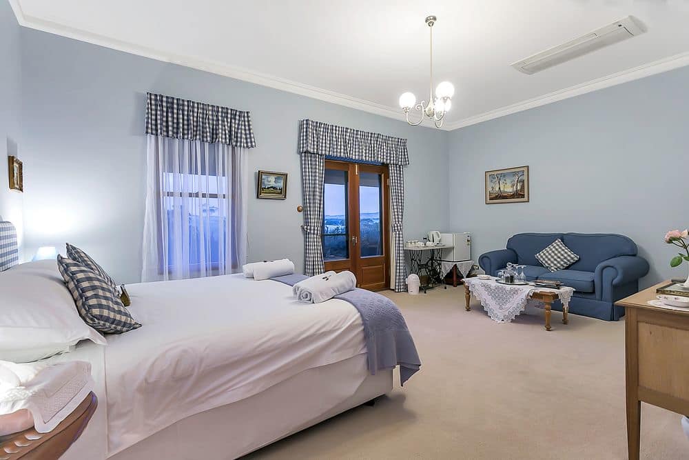 Abbotsford Country House