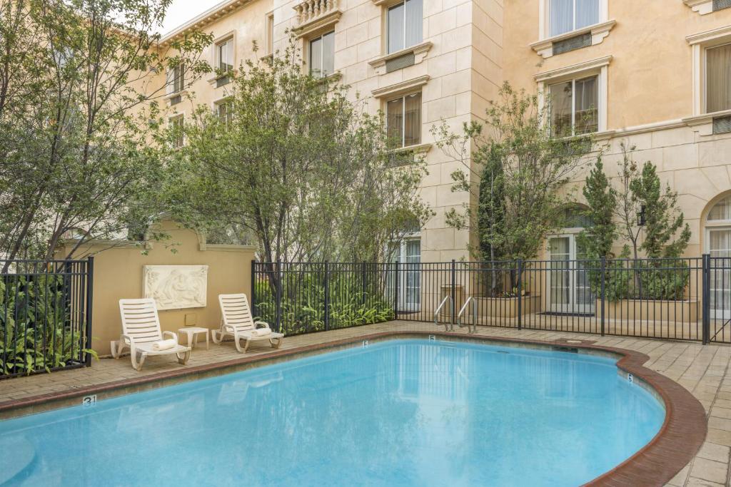 Ayres Hotel Manhattan Beach LAX
