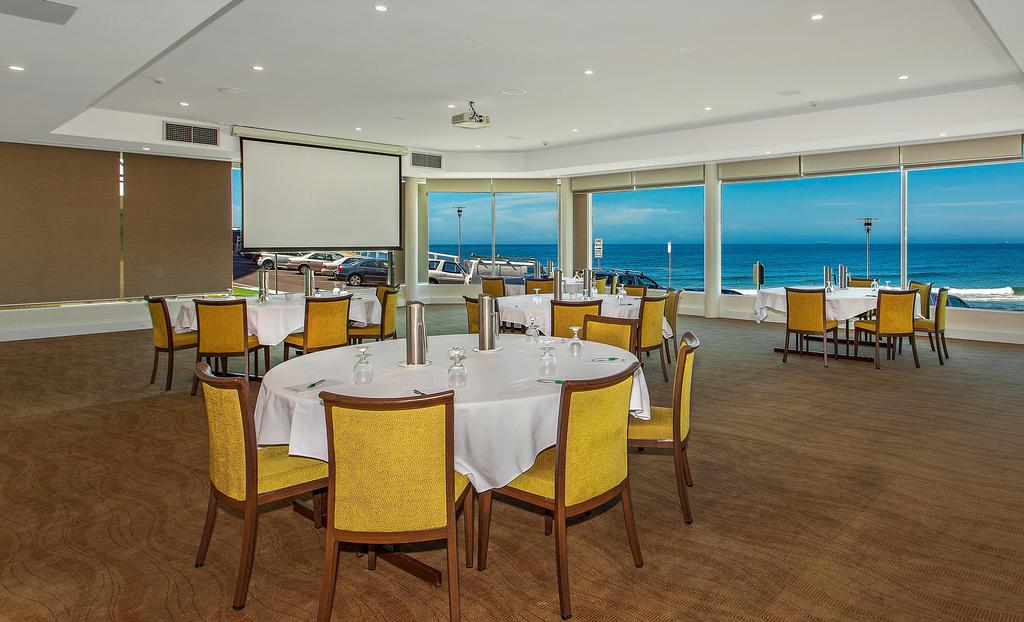 Quality Hotel NOAH'S On The Beach
